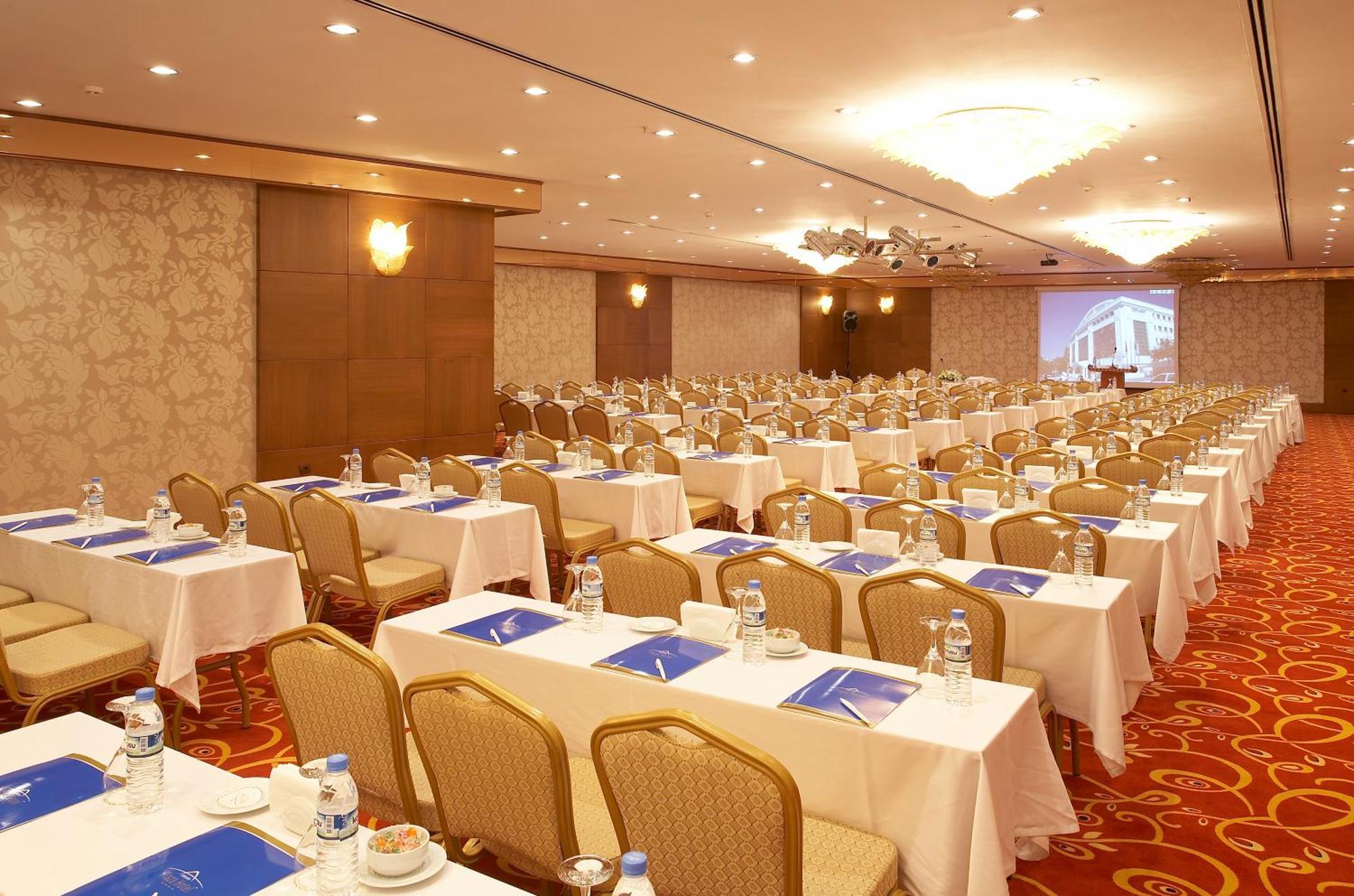Ankara Plaza Hotel Exterior foto