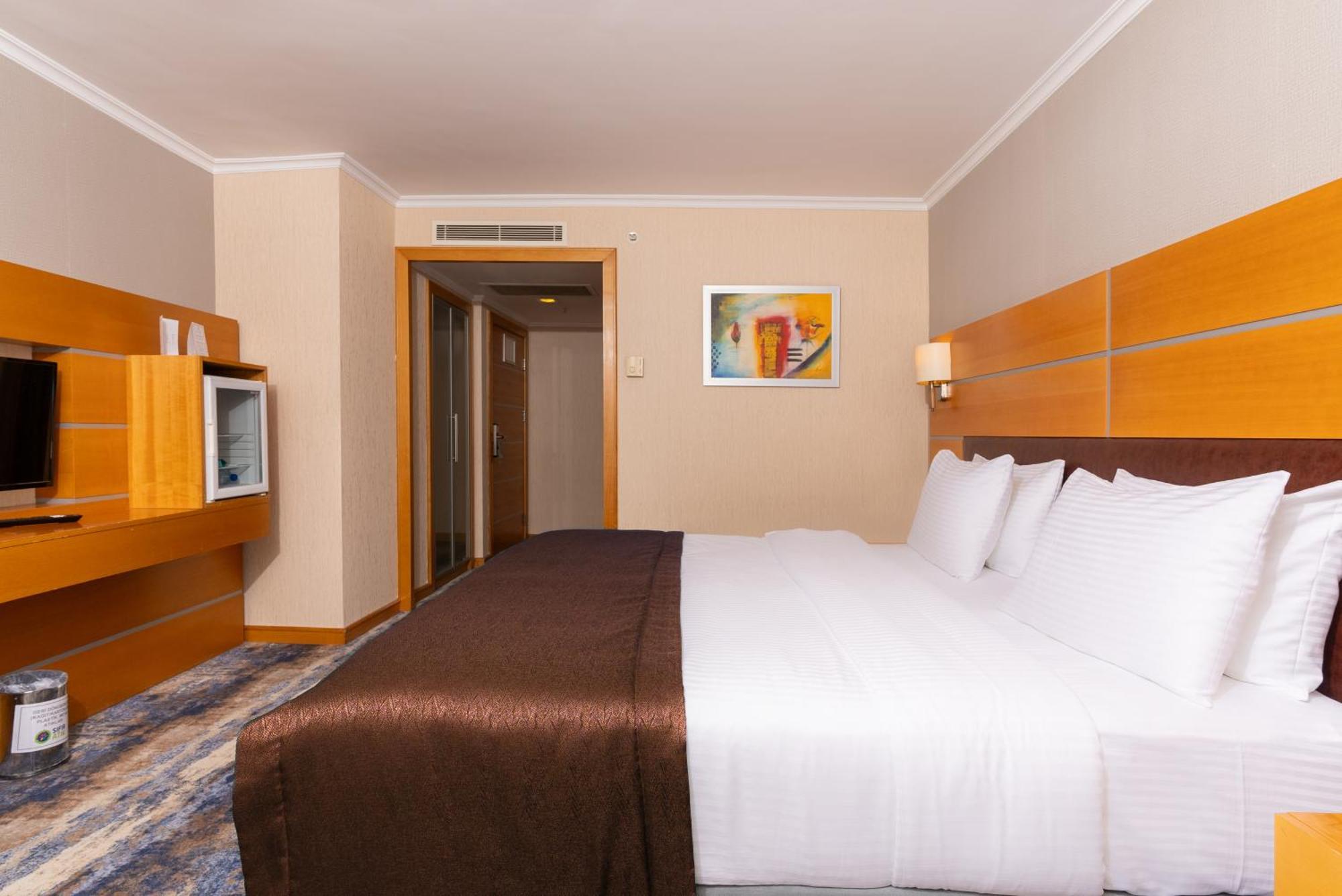 Ankara Plaza Hotel Exterior foto