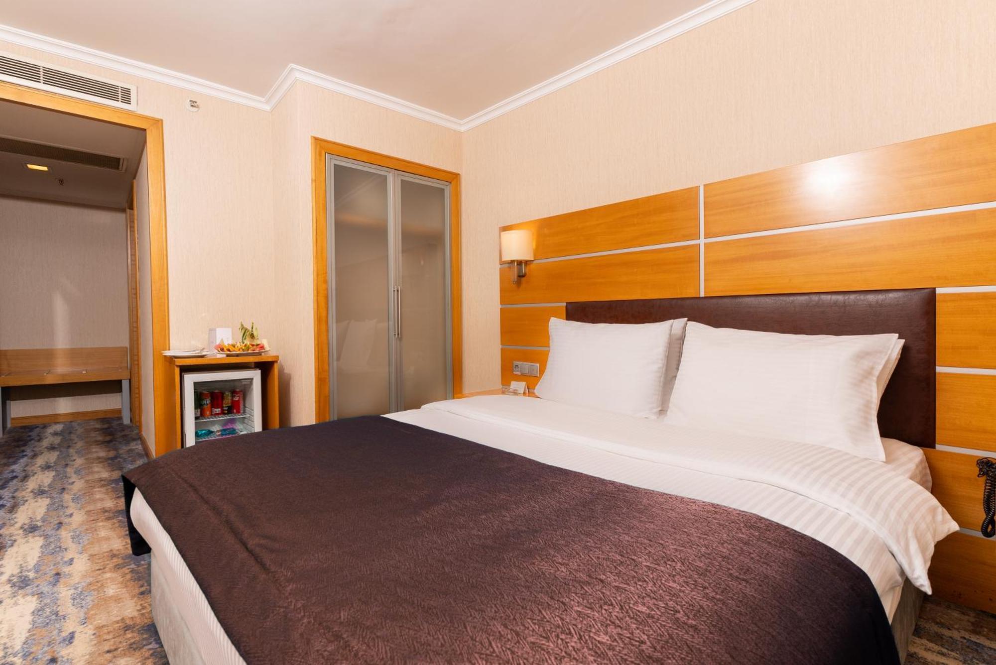 Ankara Plaza Hotel Exterior foto