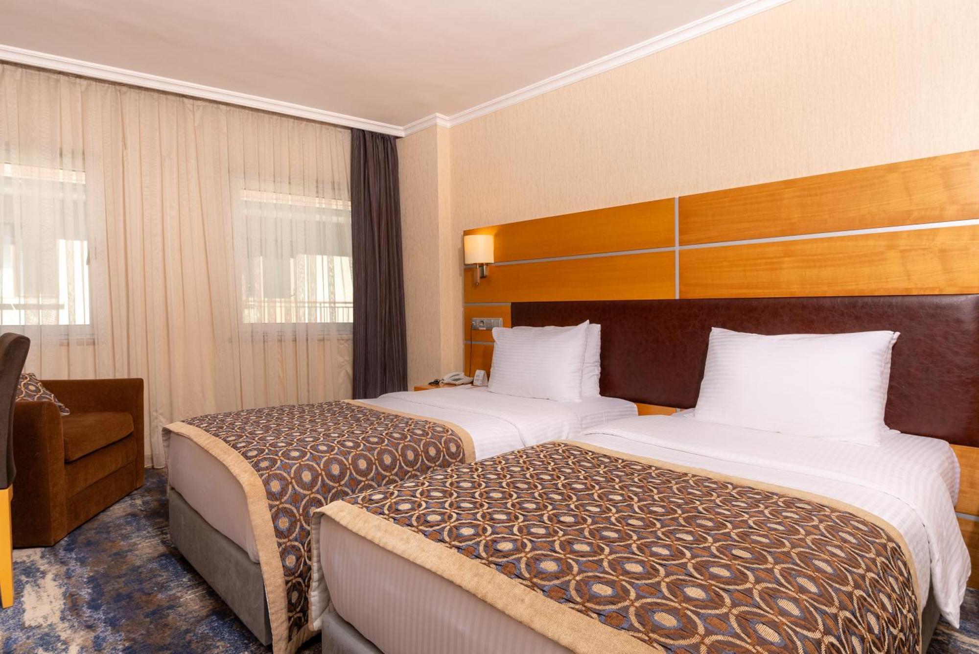 Ankara Plaza Hotel Exterior foto